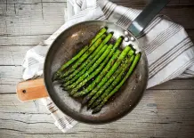 Frischen Spargel erkennen, lagern & zubereiten