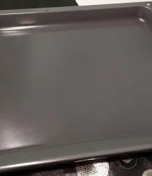 Backofen reinigen mit Backofenspray und Mülltüten