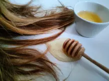 Haare natürlich aufhellen - 7 Hausmittel & Tipps