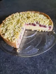 Kirsch-Streuselkuchen mit Schmand