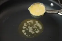 Einfache Pfannkuchen aus 2 Zutaten