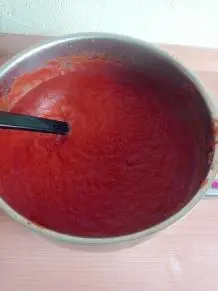 Tomatensoße auf Vorrat: Rezept zum Einkochen & Einfrieren