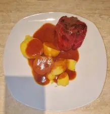 Gefüllte Paprika mit Hackfleisch