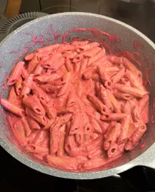 Pink Pasta selber machen