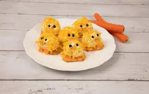 Frischkäse-Küken-Bällchen selber machen – Osterbrunch-Rezept