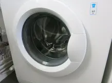 Glas von Waschmaschinen Bullauge als Salatschüssel