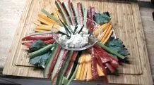 Gemüsesticks mit Zwiebel-Dip