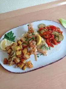 Kabeljau mit Kartoffeln und Gemüse