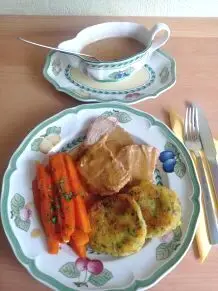 Kalbsbraten aus dem Ofen mit Weißwein-Rahmsoße