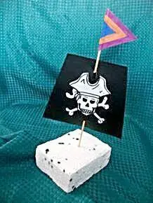 Floß aus Styropor basteln – einfaches DIY