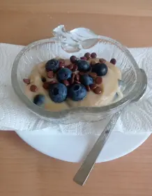 Dessert mit Heidelbeeren & Vanillepudding