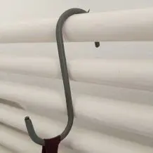 Haken für Handtuchheizkörper: Tipp für mehr Stauraum