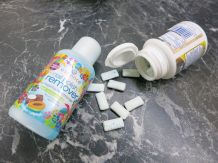 Kaugummi aus den Haaren entfernen mit Nagellackentferner