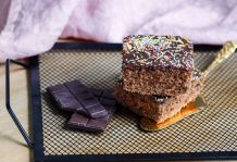Feiner Nusskuchen