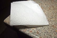 Glänzende Flächen mit Küchenkrepp