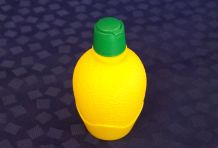 Säure aus der kleinen Plastikzitrone immer griffbereit gegen Kalk