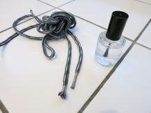 Schnürsenkel länger haltbar mit Nagellack