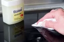 Glaskeramikfeld schützen mit Vaseline