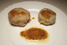 Obstknödel aus Hefeteig