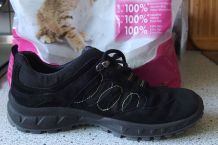 Katzenstreu gegen muffelnde Turnschuhe