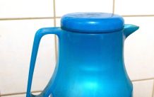 Kaffekanne reinigen mit Scheuermilch (wenn es schnell gehen soll)