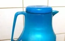 Kaffekanne reinigen mit Scheuermilch (wenn es schnell gehen soll)