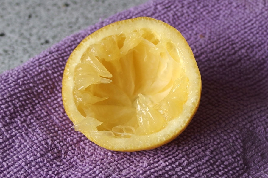 Zitronenschale als natürlicher Weichspüler