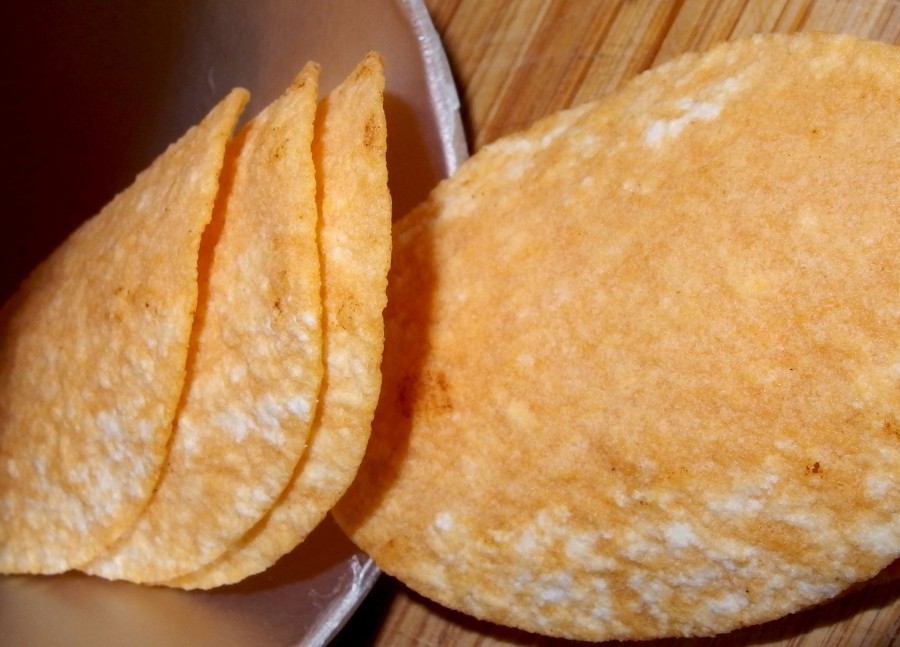 Aus alten Chips kann man einen leckeren Reibekuchen zaubern.