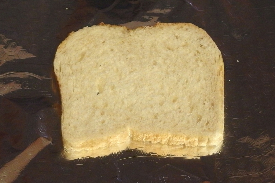 Toastbrot kann man auch ohne einen Toaster toasten. Hierzu benötigt ihr eigentlich nur eine heiße Herdplatte.