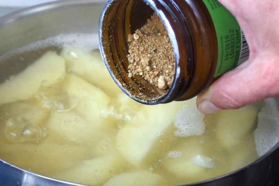 Ein prima Gewürztipp für Kartoffel- oder Nudelsalat.