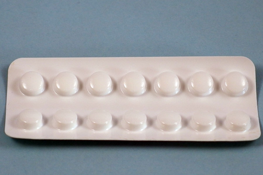 Ohne spezielle Dose für Tabletten die Einnahme sichern.