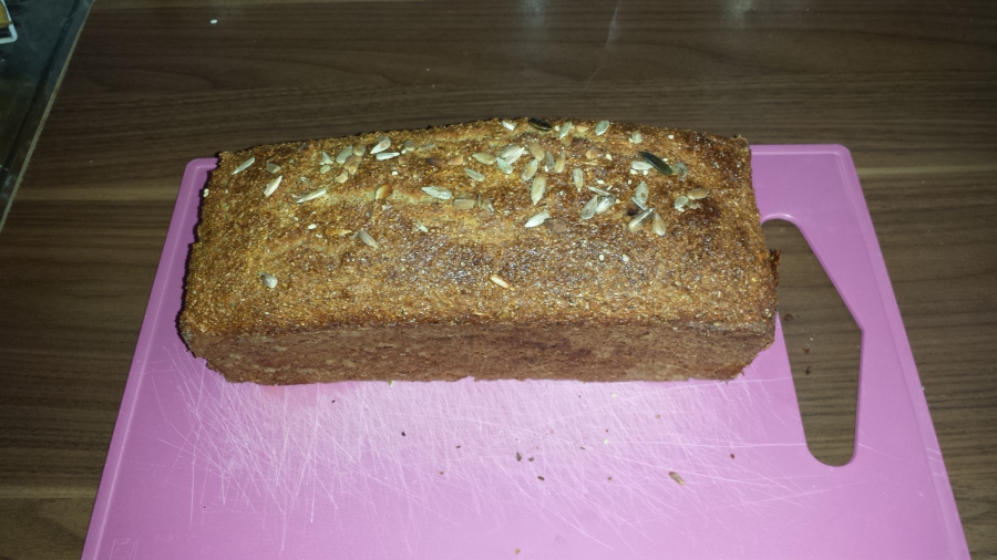 Auch Brot ohne Kohlenhydrate kann unglaublich lecker und nahrhaft sein!
