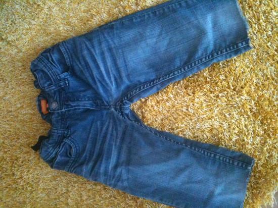 Jeans mit Loch Beine abschneiden Sommerhose
