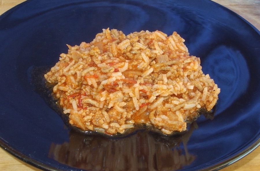 Gemüse-Hackfleisch-Reispfanne: Ein tolles Rezept, das man schnell machen kann, und ebenso kalt als auch warm, immer lecker schmeckt. 