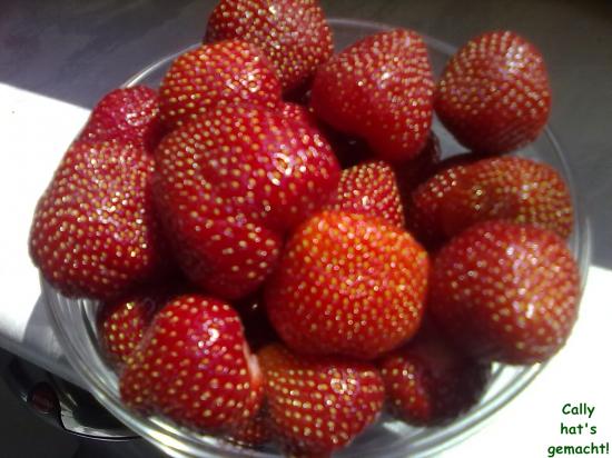 Erdbeeren sensible Früchtchen vorsichtig verarbeiten