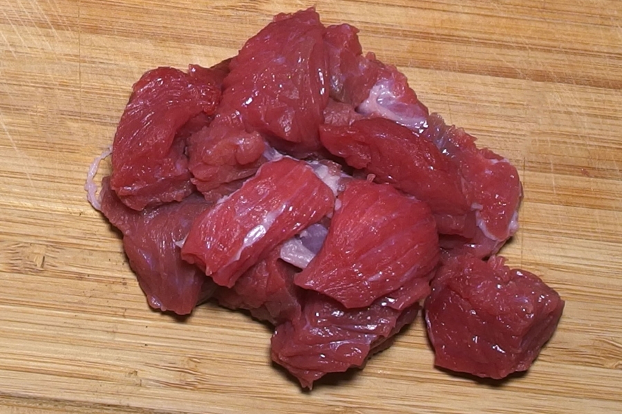 Chili Con Carne: Fein geschnittenes Fleisch statt Hack verwenden.