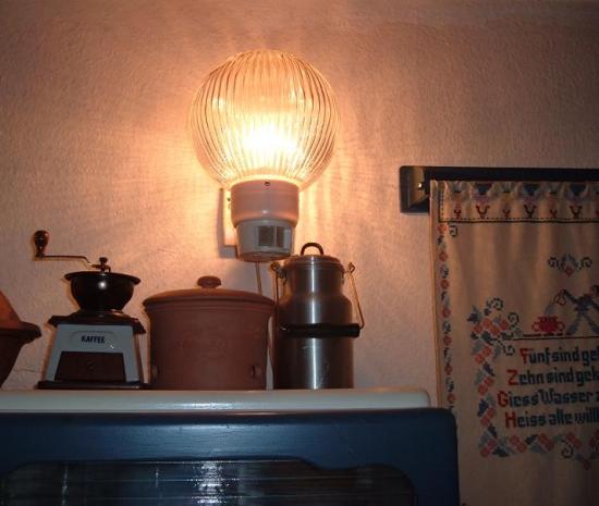Bewegungsmelder als Lampe in der Küche