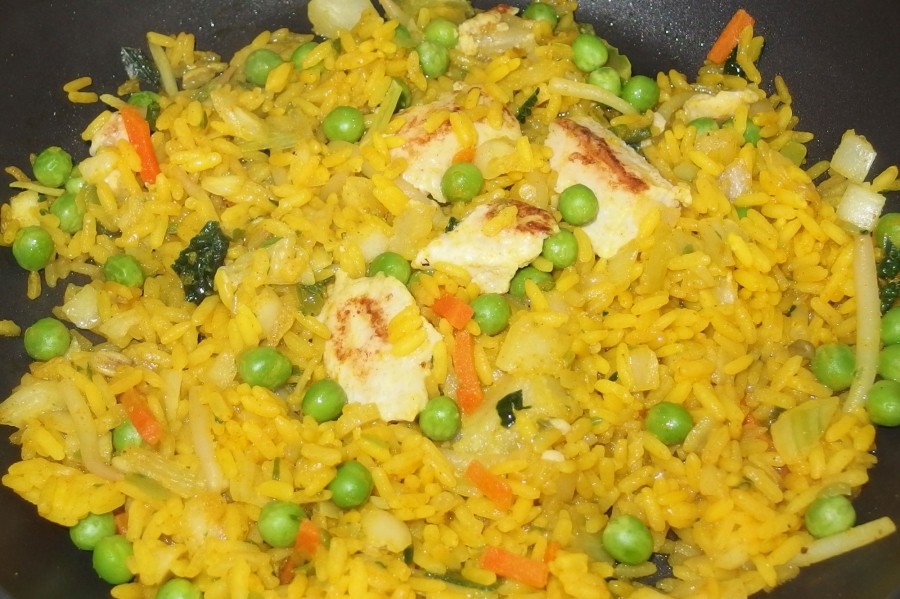 Nudel- oder Reispfanne - Asiatische Art - ganz schnell zubereitet. 