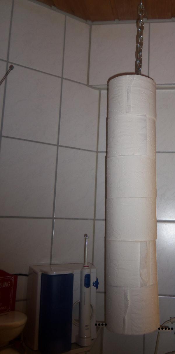Toilettenpapier Rollen aufbewahren 2
