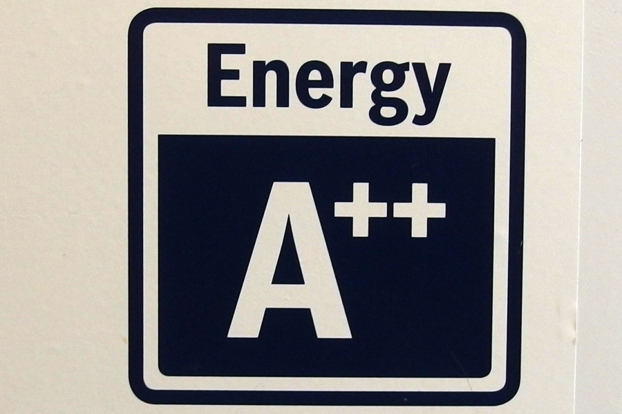 Energiesparende Haushaltsgeräte anschaffen, ganz einfach: energieagentur.nrw.de.
