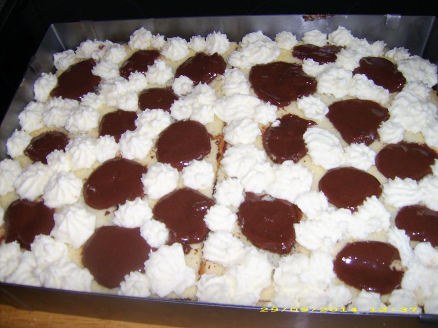 Muh-Muh-Kuchen Marmorkuchen mit Cremefüllung