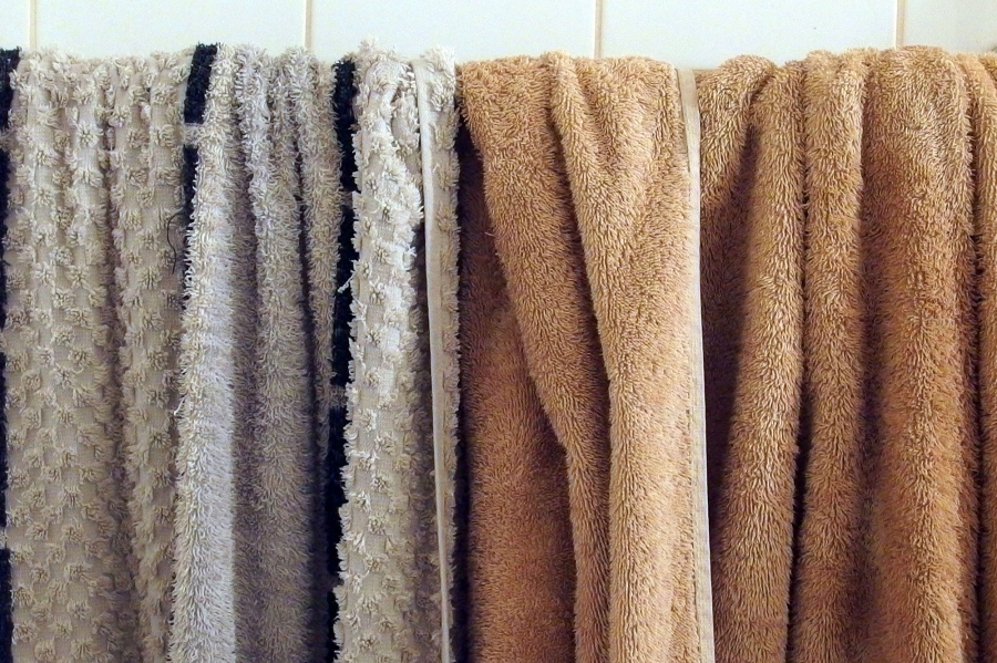Tropfnasse Handtücher nach dem Baden oder Duschen können verhindert werden.