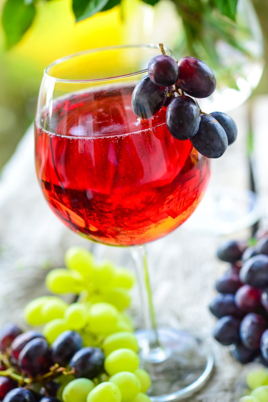 Herben Weißwein kann man mit Traubensaft versüßen