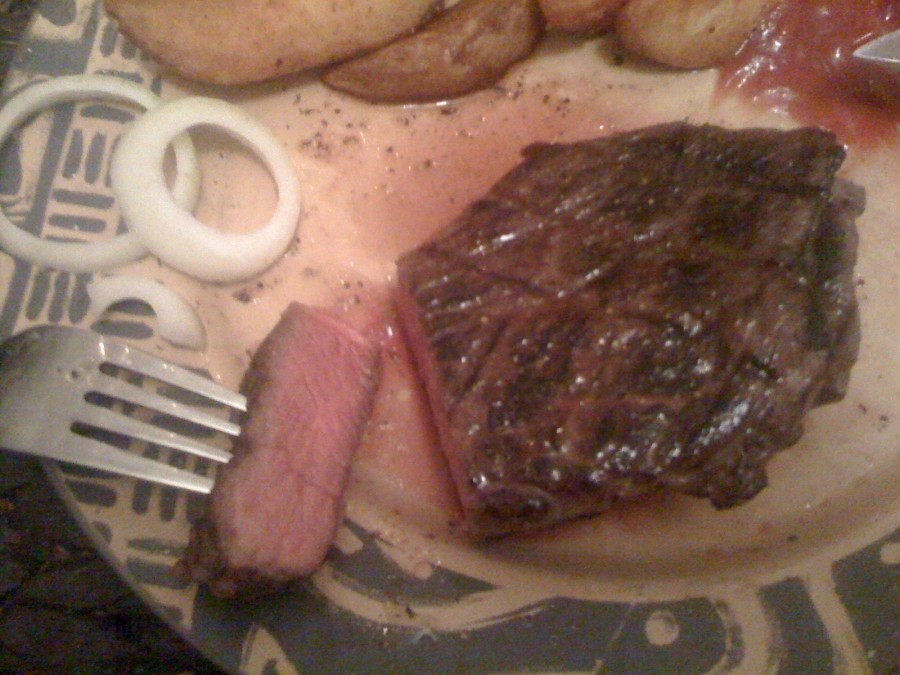 Perfektes Branding für ein  fertig gegarte Sous-Vide-Steak.