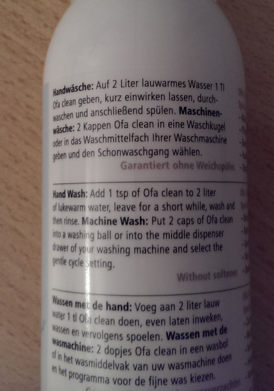 Waschmittel-Anleitung für die Handwäsche oder die Maschinenwäsche.