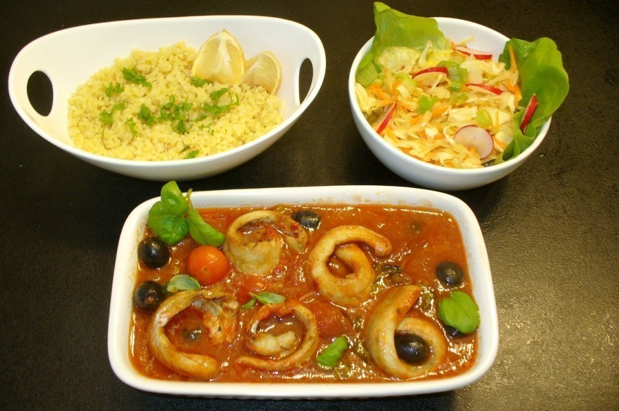 Ein Blitzrezept, das ohne großen Aufwand zubereitet werden kann. Einen intensiv italienischen Geschmack verleiht man dem Gericht durch Parmesankäse.