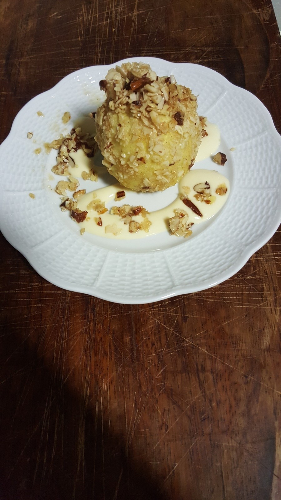 Ein Dessert zum Träumen: Leckere Bratäpfel mit Vanillesauce - schnell und einfach selbst zubereitet!