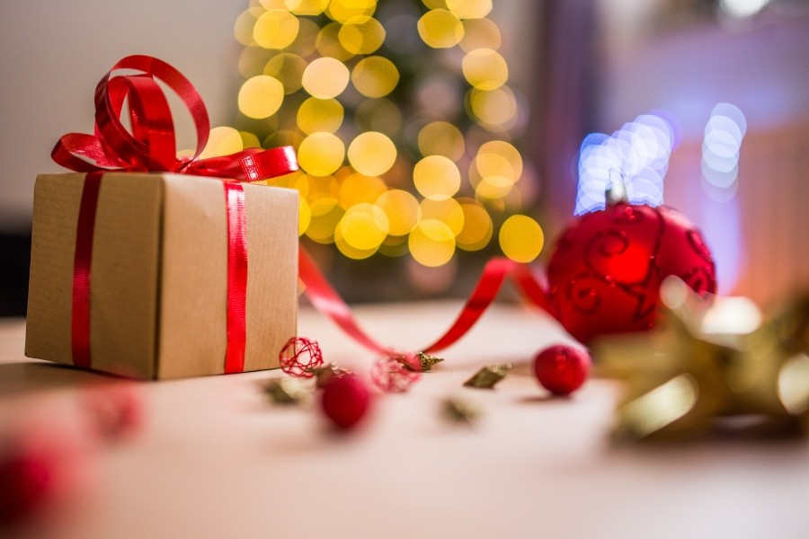 Jedes Jahr das Gleiche: Was schenke ich meinen Liebsten bloß zu Weihnachten? Wir zeigen euch unsere Geschenketipps!