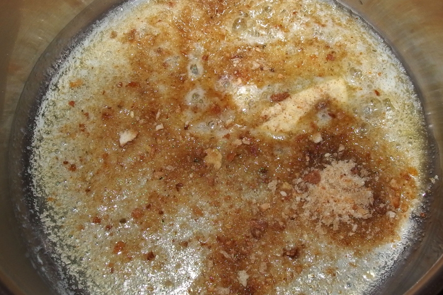Nudeln mit Butter-Paniermehl-Soße: Sehr schnell und einfach zubereitet.