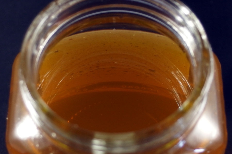 Mandelentzündung: Über den Tag verteilt, mehrmals einen Teelöffel Honig im Mund zergehen lassen (mehrere Tage lang).  